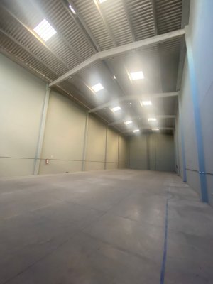 Galpão com 750m² no bairro Sarandi em Porto Alegre para Alugar