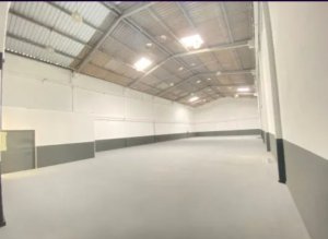 Depósito/Pavilhão com 750m² no bairro Sarandi em Porto Alegre para Alugar