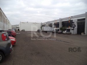 Galpão com 750m² no bairro Sarandi em Porto Alegre para Alugar