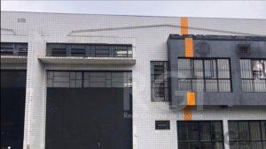 Galpão com 750m² no bairro Sarandi em Porto Alegre para Alugar