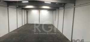 Galpão com 750m² no bairro Sarandi em Porto Alegre para Alugar