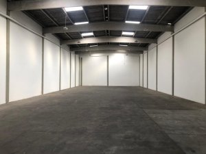 Galpão com 850m² no bairro Sarandi em Porto Alegre para Alugar