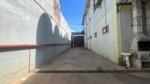 Galpão com 2.300m² no bairro Floresta em Porto Alegre para Alugar