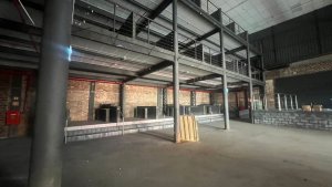 Galpão com 2.300m² no bairro Floresta em Porto Alegre para Alugar