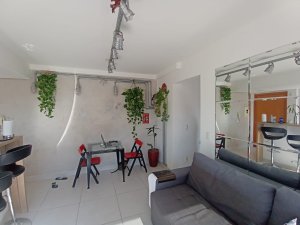 Apartamento com 61m², 2 dormitórios no bairro Higienópolis em Porto Alegre para Comprar