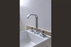 Casa em Condomínio com 300m², 4 dormitórios no bairro Pedra Redonda em Porto Alegre para Alugar