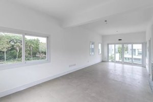 Casa em Condomínio com 300m², 4 dormitórios no bairro Pedra Redonda em Porto Alegre para Alugar