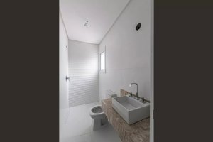 Casa em Condomínio com 300m², 4 dormitórios no bairro Pedra Redonda em Porto Alegre para Alugar