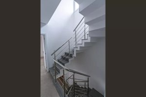 Casa em Condomínio com 300m², 4 dormitórios no bairro Pedra Redonda em Porto Alegre para Alugar