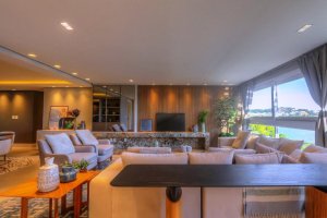 Casa em Condomínio com 187m², 3 dormitórios no bairro Vila Assunção em Porto Alegre para Alugar