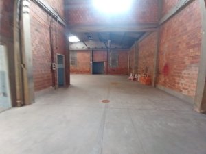 Pavilhão com 461m² no bairro Navegantes em Porto Alegre para Alugar