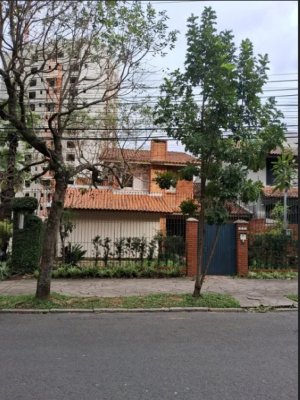 Casa comercial com 380m² no bairro Bela Vista em Porto Alegre para Alugar