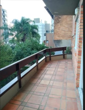 Casa comercial com 380m² no bairro Bela Vista em Porto Alegre para Alugar