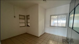 Galpão com 574m² no bairro Anchieta em Porto Alegre para Alugar