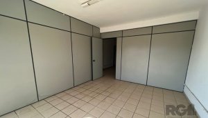 Galpão com 574m² no bairro Anchieta em Porto Alegre para Alugar