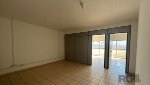 Galpão com 574m² no bairro Anchieta em Porto Alegre para Alugar
