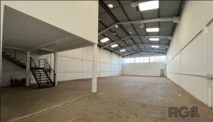 Galpão com 574m² no bairro Anchieta em Porto Alegre para Alugar