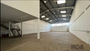 Galpão com 574m² no bairro Anchieta em Porto Alegre para Alugar