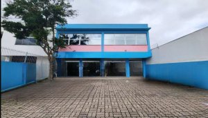 Loja com 500m² no bairro Partenon em Porto Alegre para Alugar