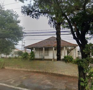 Casa Comercial com 200m² no bairro Cavalhada em Porto Alegre para Alugar