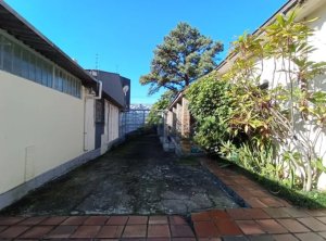 Casa comercial com 200m² no bairro Cavalhada em Porto Alegre para Alugar