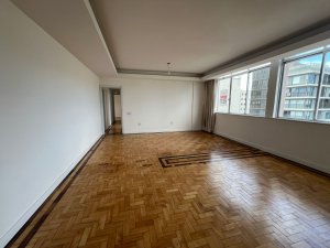 Apartamento com 146m², 3 dormitórios no bairro Auxiliadora em Porto Alegre para Comprar