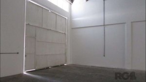 Galpão com 210m² no bairro Anchieta em Porto Alegre para Alugar
