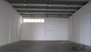 Galpão com 210m² no bairro Anchieta em Porto Alegre para Alugar