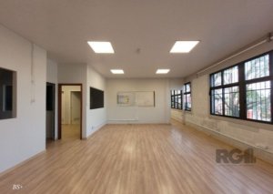 Galpão com 430m² no bairro Anchieta em Porto Alegre para Alugar