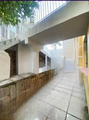 Casa comercial com 260m² no bairro Petrópolis em Porto Alegre para Alugar