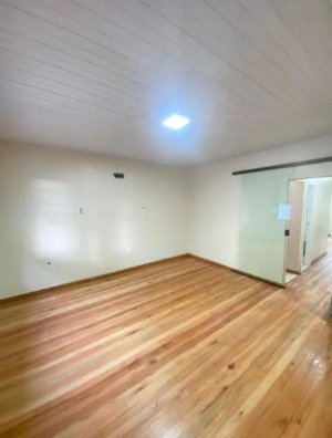 Casa comercial com 260m² no bairro Petrópolis em Porto Alegre para Alugar