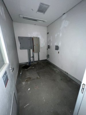 Loja com 330m² no bairro São Sebastião em Porto Alegre para Alugar