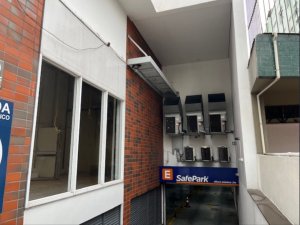 Loja com 350m² no bairro Petrópolis em Porto Alegre para Alugar