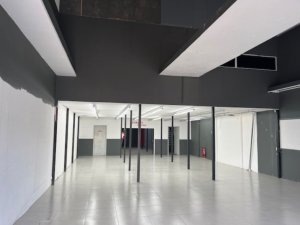 Loja com 388m² no bairro Jardim Botânico em Porto Alegre para Alugar