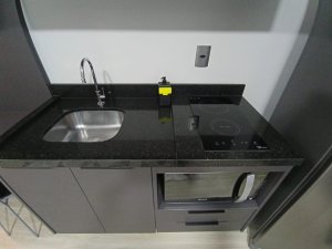 Apartamento com 45m², 1 dormitório no bairro Centro Histórico em Porto Alegre para Alugar