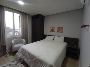 Apartamento com 45m², 1 dormitório no bairro Centro Histórico em Porto Alegre para Alugar