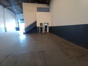 Galpão com 749m² no bairro Humaitá em Porto Alegre para Alugar