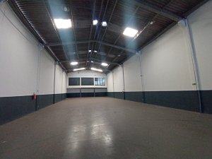 Depósito/Pavilhão com 749m² no bairro Humaitá em Porto Alegre para Alugar