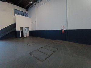 Galpão com 749m² no bairro Humaitá em Porto Alegre para Alugar