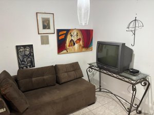 Casa com 360m², 5 dormitórios no bairro Chácara das Pedras em Porto Alegre para Alugar