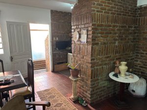 Casa com 360m², 5 dormitórios no bairro Chácara das Pedras em Porto Alegre para Alugar