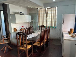 Casa com 360m², 5 dormitórios no bairro Chácara das Pedras em Porto Alegre para Alugar