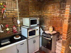 Casa com 360m², 5 dormitórios no bairro Chácara das Pedras em Porto Alegre para Alugar