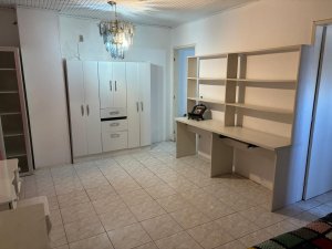 Casa com 360m², 5 dormitórios no bairro Chácara das Pedras em Porto Alegre para Alugar