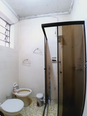 Casa com 254m², 4 dormitórios no bairro Petrópolis em Porto Alegre para Alugar