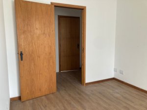 Salas/Conjuntos com 27m² no bairro Floresta em Porto Alegre para Alugar