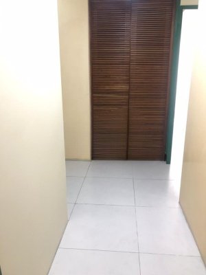 Salas/Conjuntos com 40m² no bairro Centro Histórico em Porto Alegre para Alugar