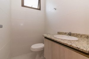 Salas/Conjuntos com 28m² no bairro Menino Deus em Porto Alegre para Alugar