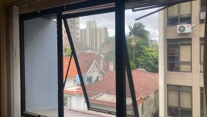 Salas/Conjuntos com 36m² no bairro Petrópolis em Porto Alegre para Alugar