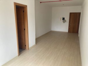 Salas/Conjuntos com 29m² no bairro Petrópolis em Porto Alegre para Alugar